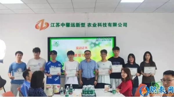 图片 1 图片 1