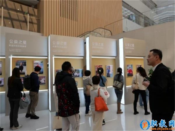 图片 2 图片 2