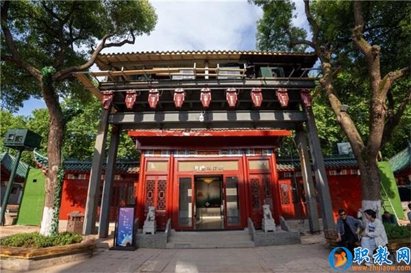 图片 1 图片 1