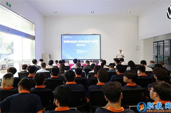 图片 1 图片 1